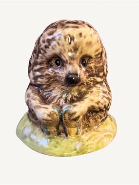 Beswick Beatrix Potter Old Mr. Pricklepin ceramic hand painted figurine.